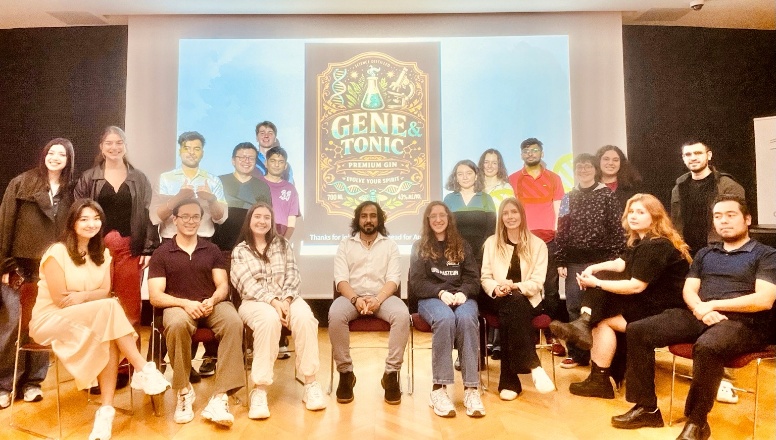 Participants at a Gene & Tonic scientific community event